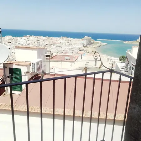 Torre La Mezzaluna Nocleg ze śniadaniem Vieste