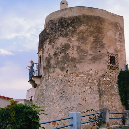 Torre La Mezzaluna