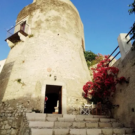 Torre La Mezzaluna Vieste